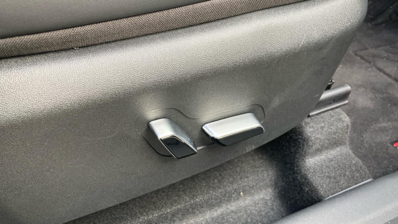 BYD Dolphin Surf 115kW Comfort 43kWh 5dr Auto Electric Hatchback